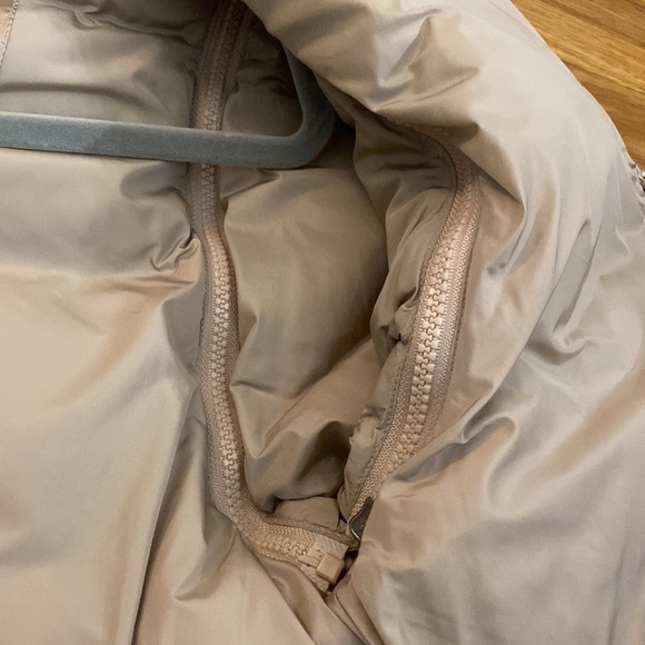 Andrew Marc Gold Hooded Jacket With Detachable Sleeves Size M - Picture 7 of 9